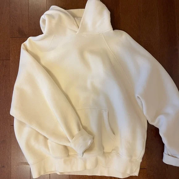 FOG Essentials Hoodie - Picture 2 of 2
